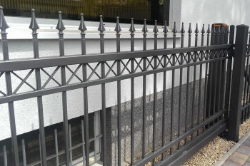 Modern sierhekwerk model Jantar van Plast-Met